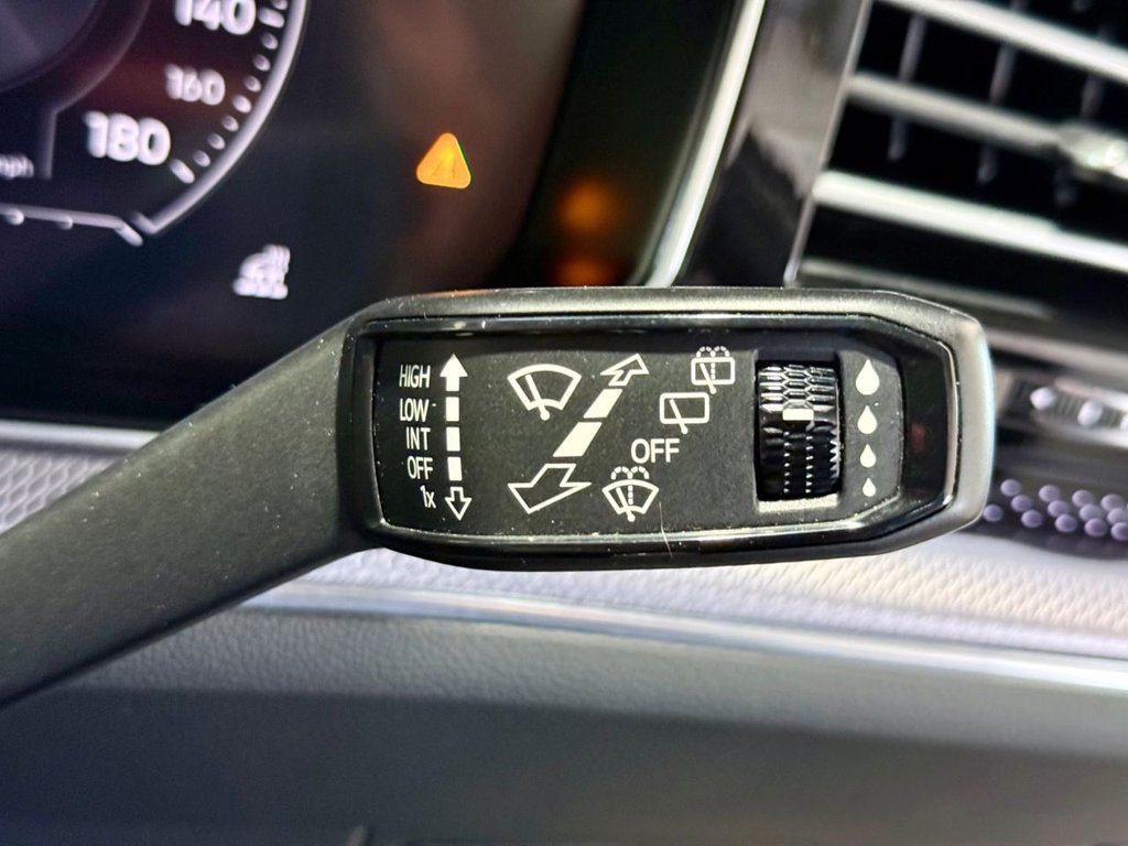 Used Volkswagen Touareg 2018 for sale - 77250409: Photo 16