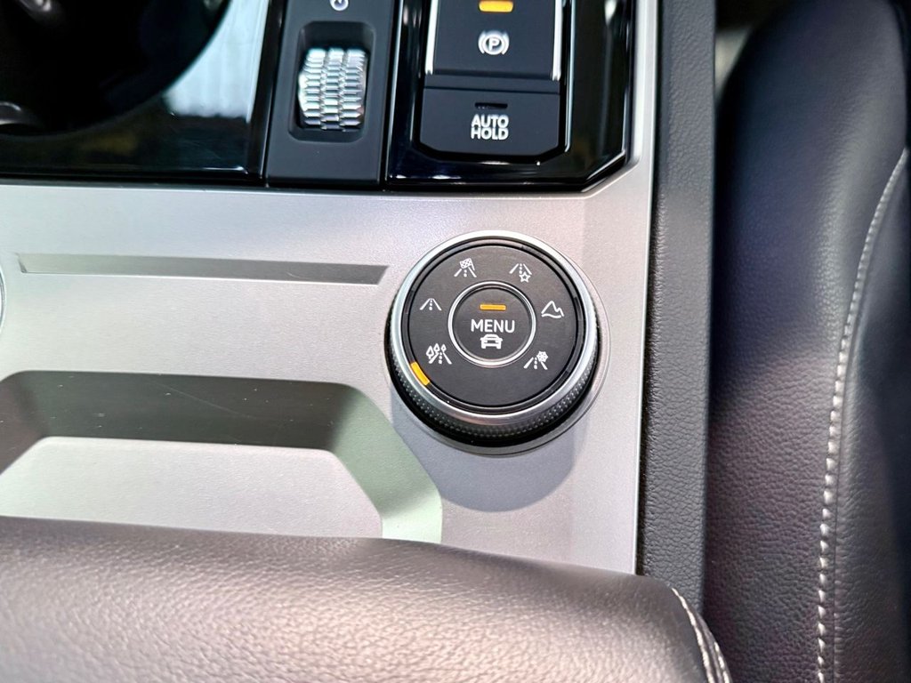 Used Volkswagen Touareg 2018 for sale - 77250409: Photo 22