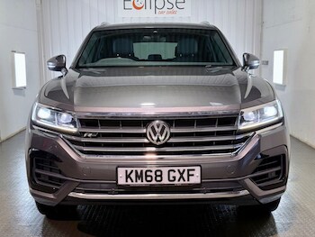 Used Volkswagen Touareg 2018 for sale - 77250409: Photo