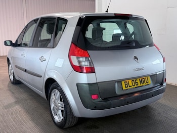 Used Renault Megane 2006 for sale - 78874897: Photo