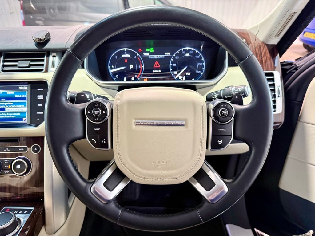 Used Land Rover Range Rover 2015 for sale - 77621681: Photo 14