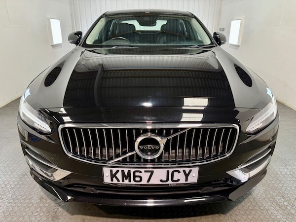 Used Volvo S90 2017 for sale - 75572969: Photo 2