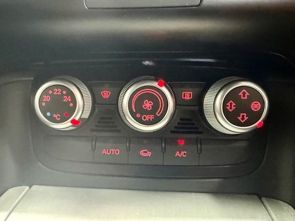 Used Audi TT 2014 for sale - 74998712: Photo 22
