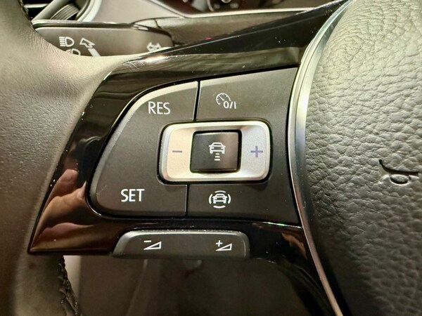 Used Volkswagen T-Roc 2021 for sale - 75086581: Photo 14