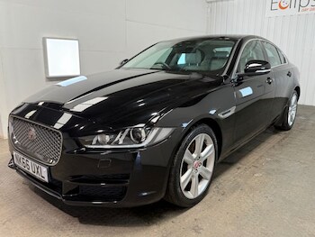 Used Jaguar XE 2016 for sale - 75630322: Photo