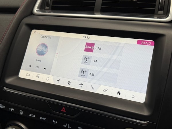 Used Jaguar E-Pace 2020 for sale - 74708586: Photo 26