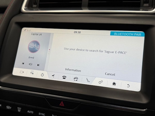 Used Jaguar E-Pace 2020 for sale - 74708586: Photo 28