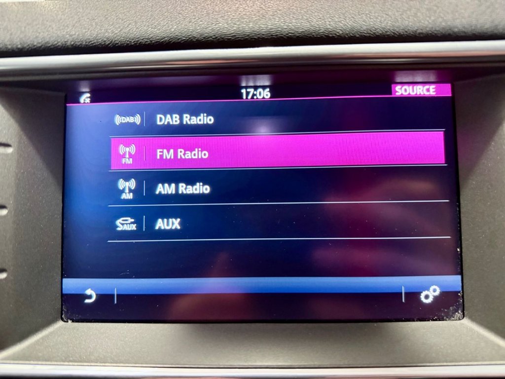 Used Land Rover Range Rover Evoque 2015 for sale - 76367942: Photo 33