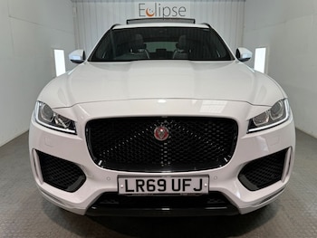 Used Jaguar F-Pace 2019 for sale - 75843044: Photo