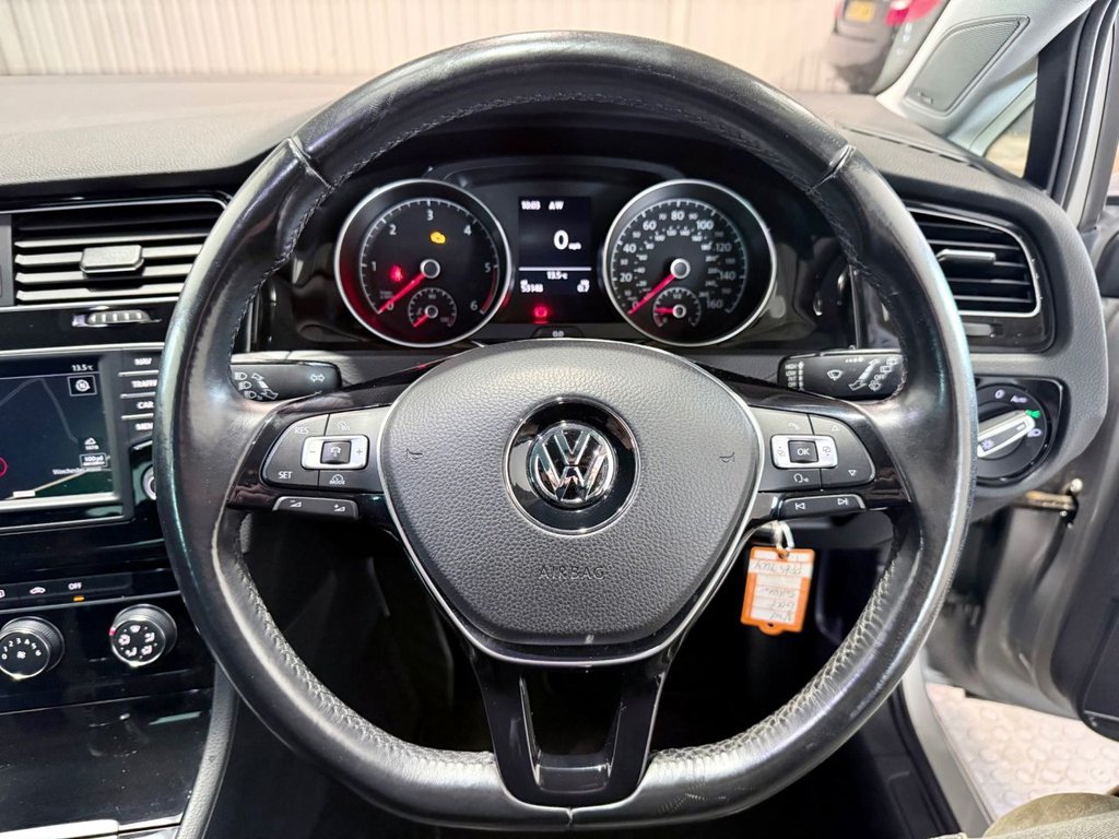 Used Volkswagen Golf 2016 for sale - 76323404: Photo 12
