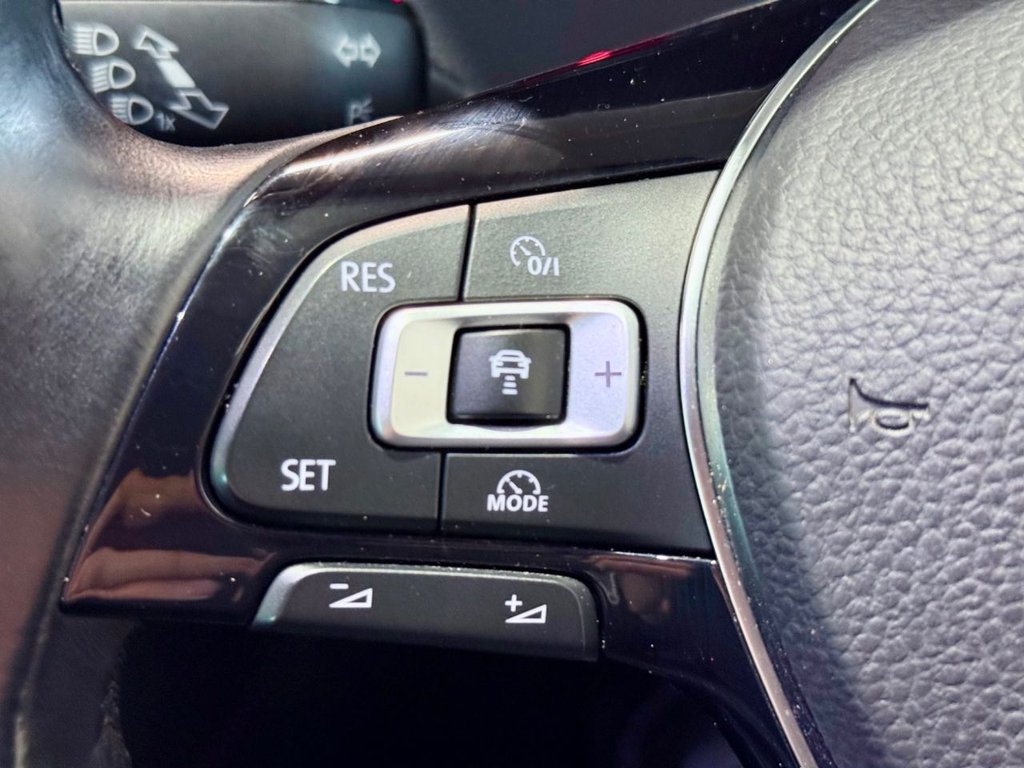 Used Volkswagen Golf 2016 for sale - 76323404: Photo 14