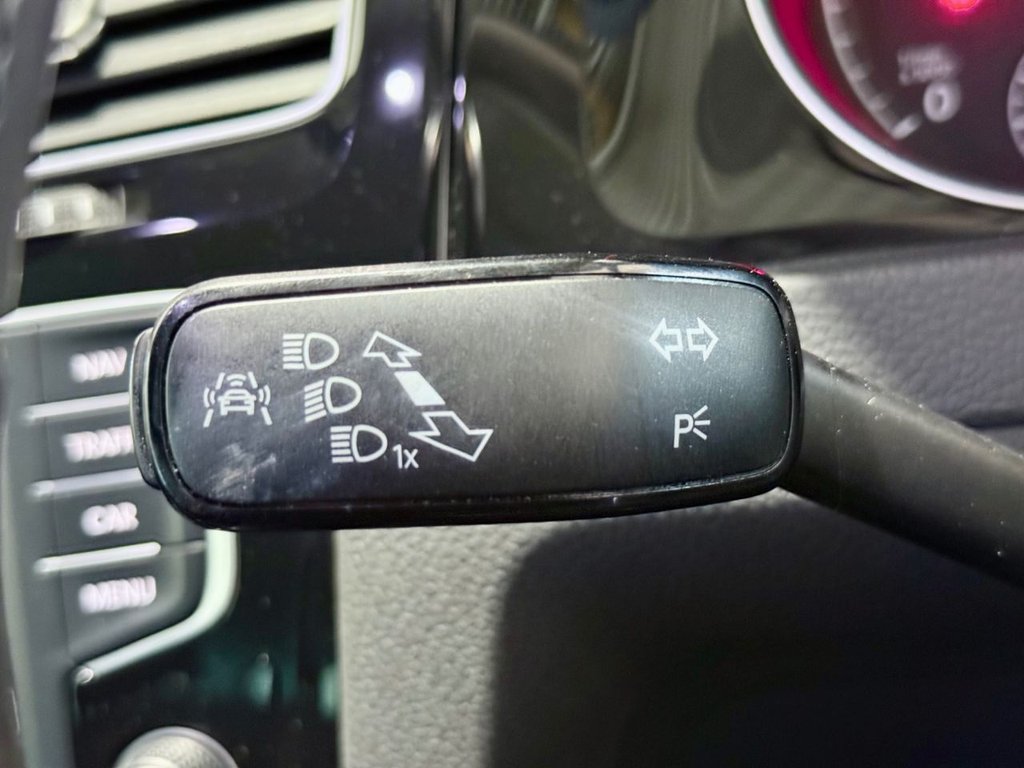 Used Volkswagen Golf 2016 for sale - 76323404: Photo 16