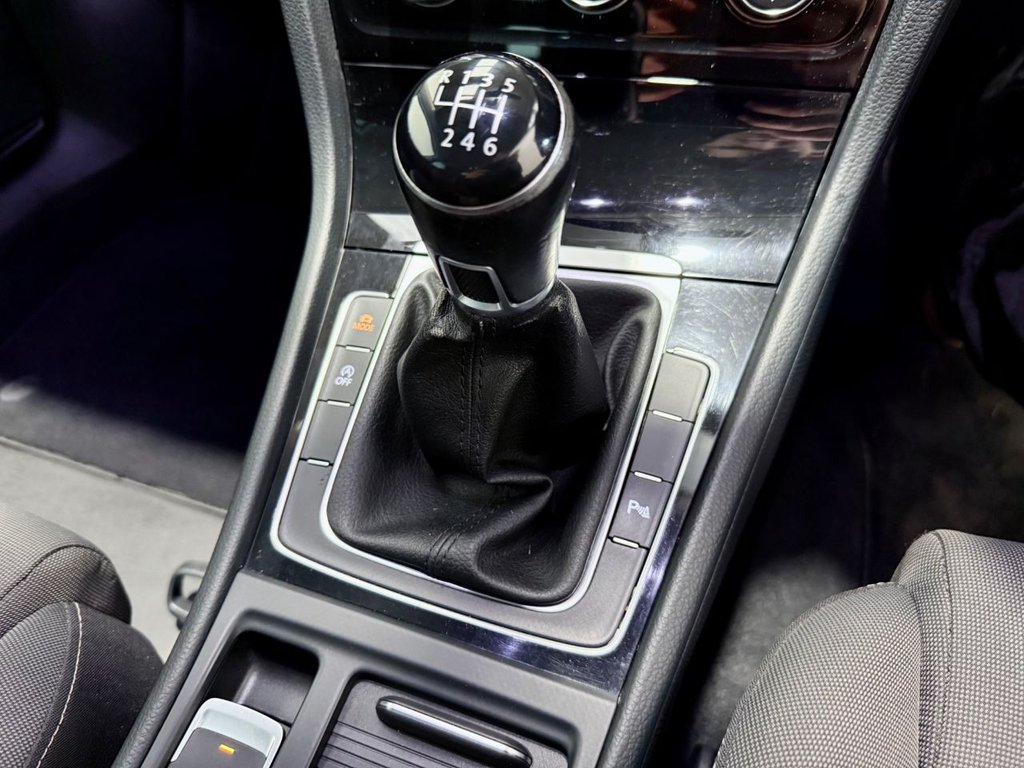 Used Volkswagen Golf 2016 for sale - 76323404: Photo 23