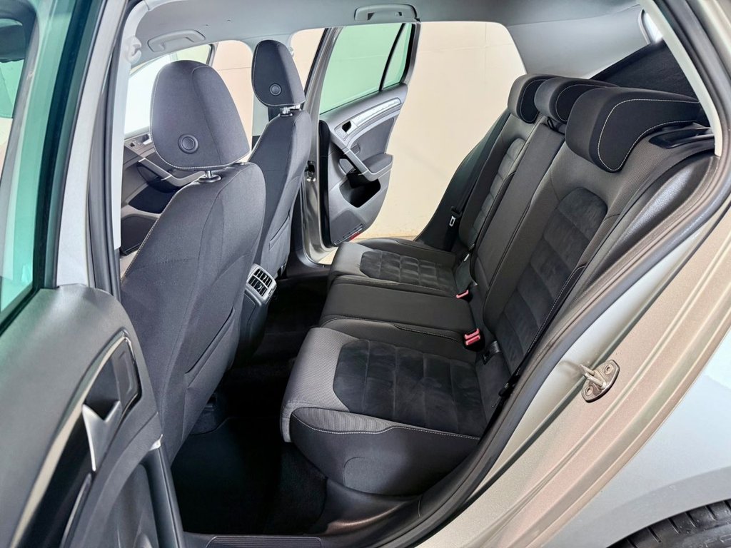 Used Volkswagen Golf 2016 for sale - 76323404: Photo 38