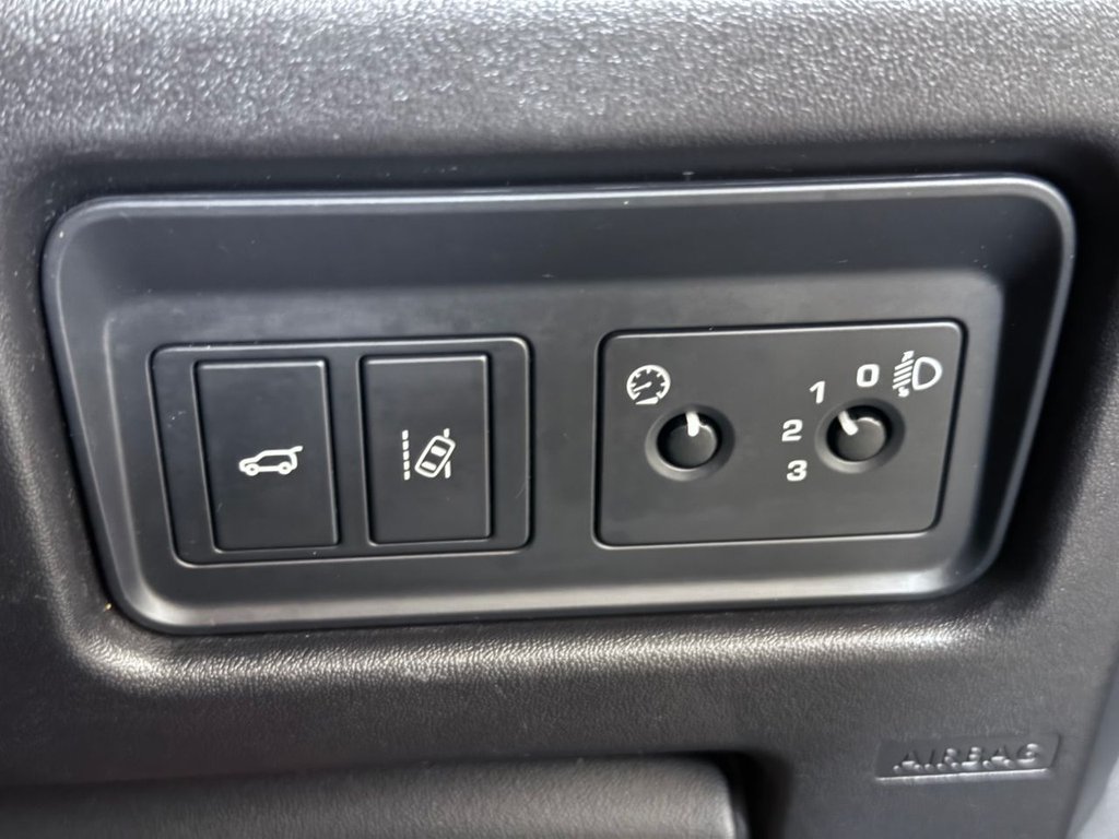 Used Land Rover Discovery Sport 2016 for sale - 76867267: Photo 18