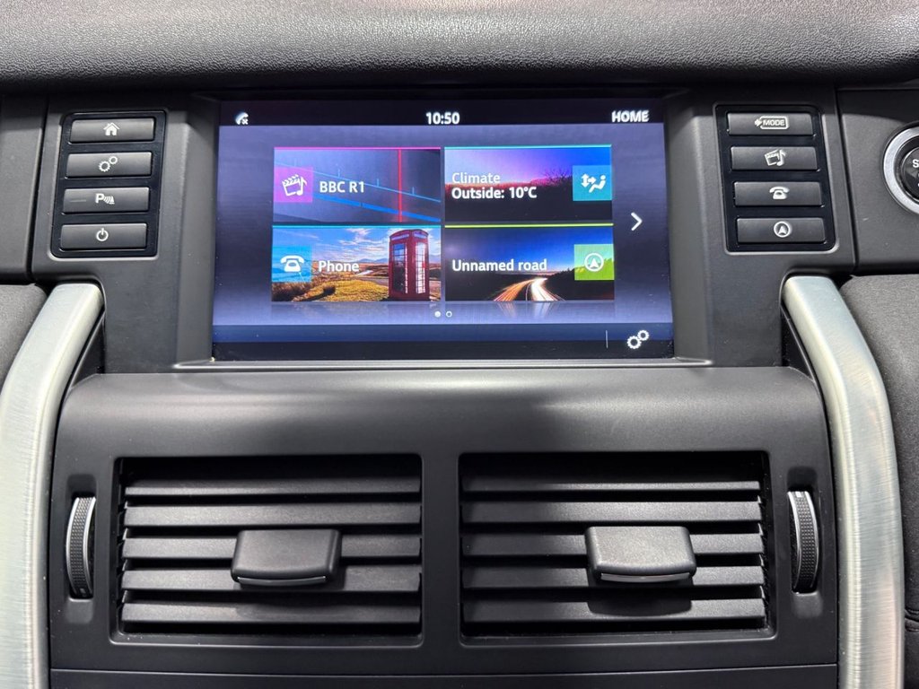 Used Land Rover Discovery Sport 2016 for sale - 76867267: Photo 25