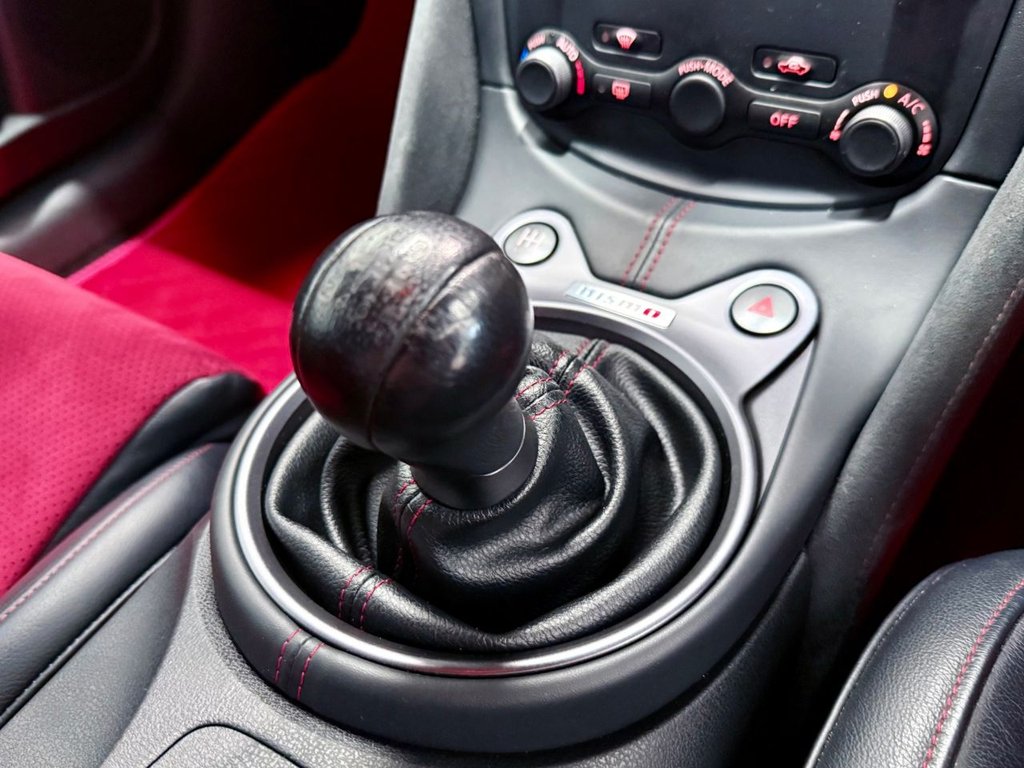 Used Nissan 370 Z 2015 for sale - 77534798: Photo 22