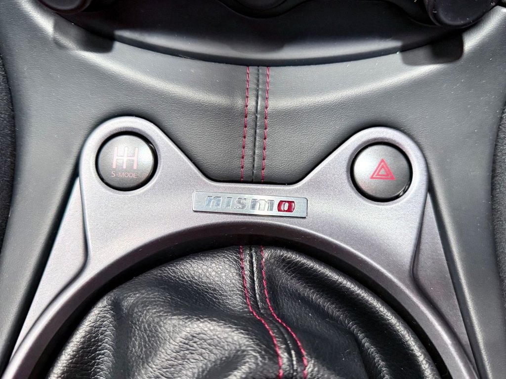 Used Nissan 370 Z 2015 for sale - 77534798: Photo 23