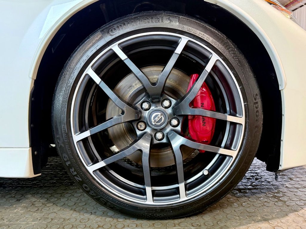 Used Nissan 370 Z 2015 for sale - 77534798: Photo 32