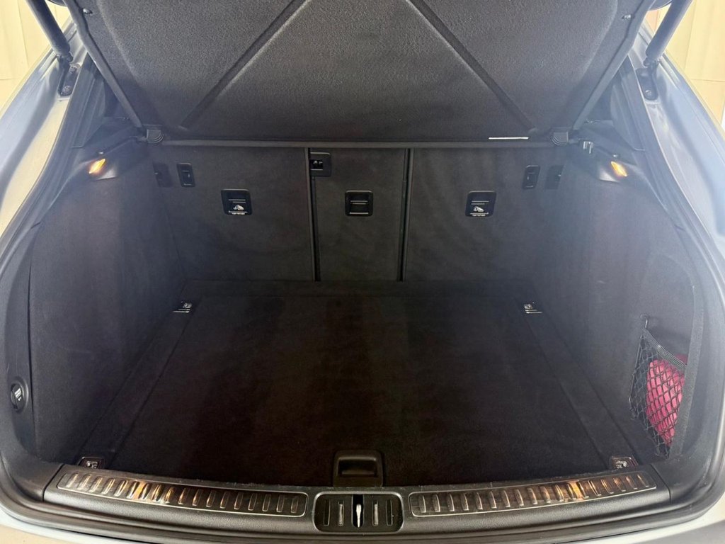 Used Porsche Macan 2019 for sale - 77879402: Photo 15