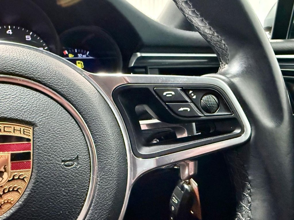 Used Porsche Macan 2019 for sale - 77879402: Photo 26