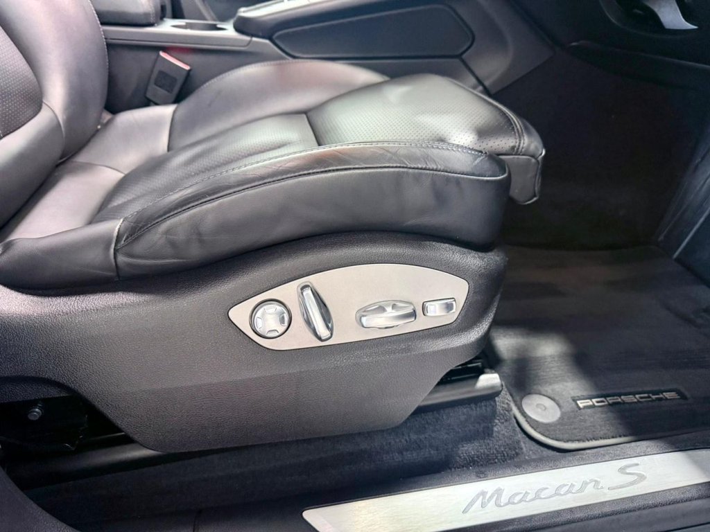 Used Porsche Macan 2019 for sale - 77879402: Photo 27