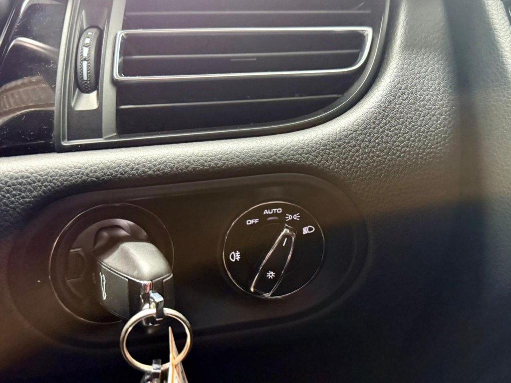 Used Porsche Macan 2019 for sale - 77879402: Photo 30