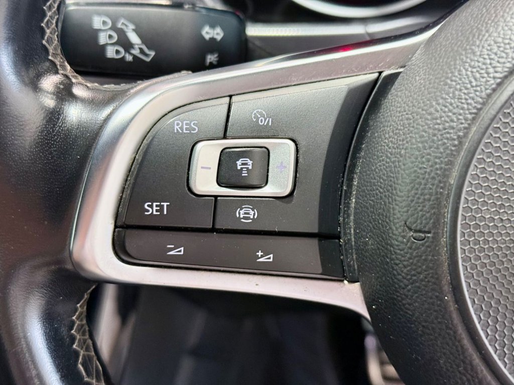 Used Volkswagen Touran 2018 for sale - 77667142: Photo 14