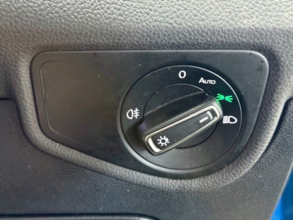 Used Volkswagen Touran 2018 for sale - 77667142: Photo 18