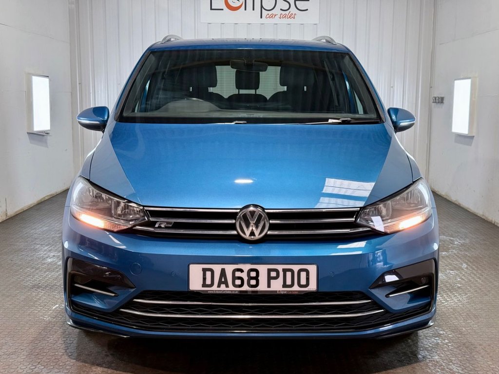 Used Volkswagen Touran 2018 for sale - 77667142: Photo 2