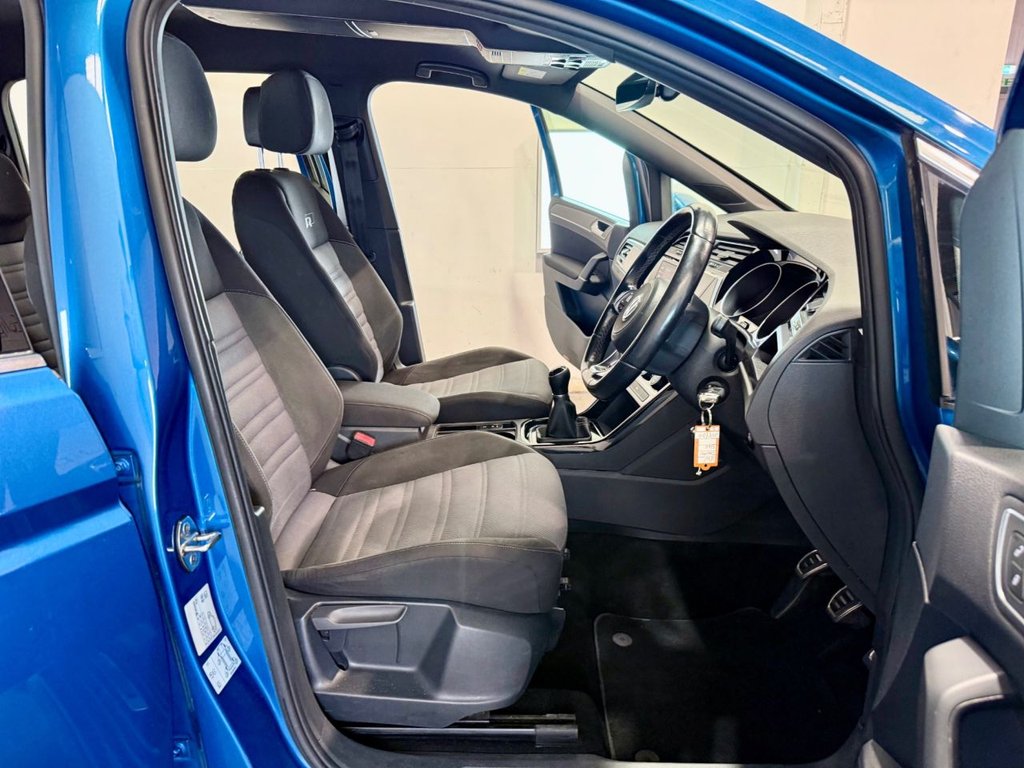 Used Volkswagen Touran 2018 for sale - 77667142: Photo 27