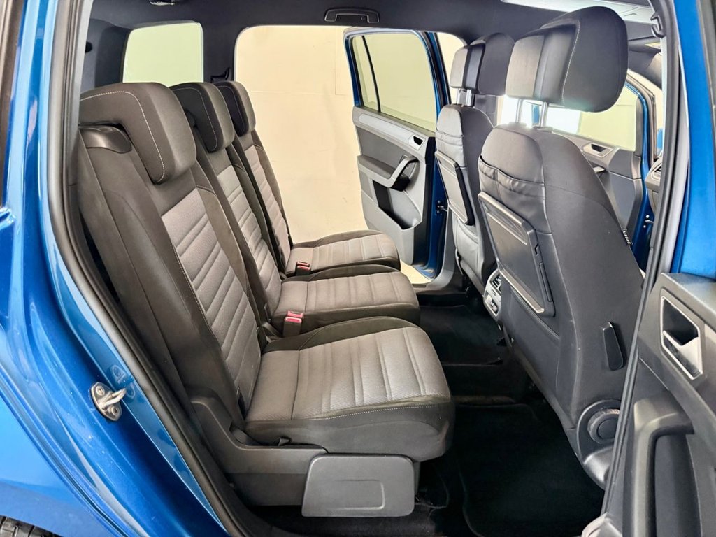 Used Volkswagen Touran 2018 for sale - 77667142: Photo 28