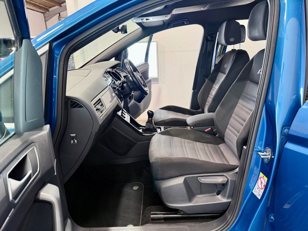 Used Volkswagen Touran 2018 for sale - 77667142: Photo 30