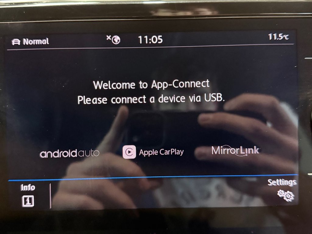 Used Volkswagen Touran 2018 for sale - 77667142: Photo 39