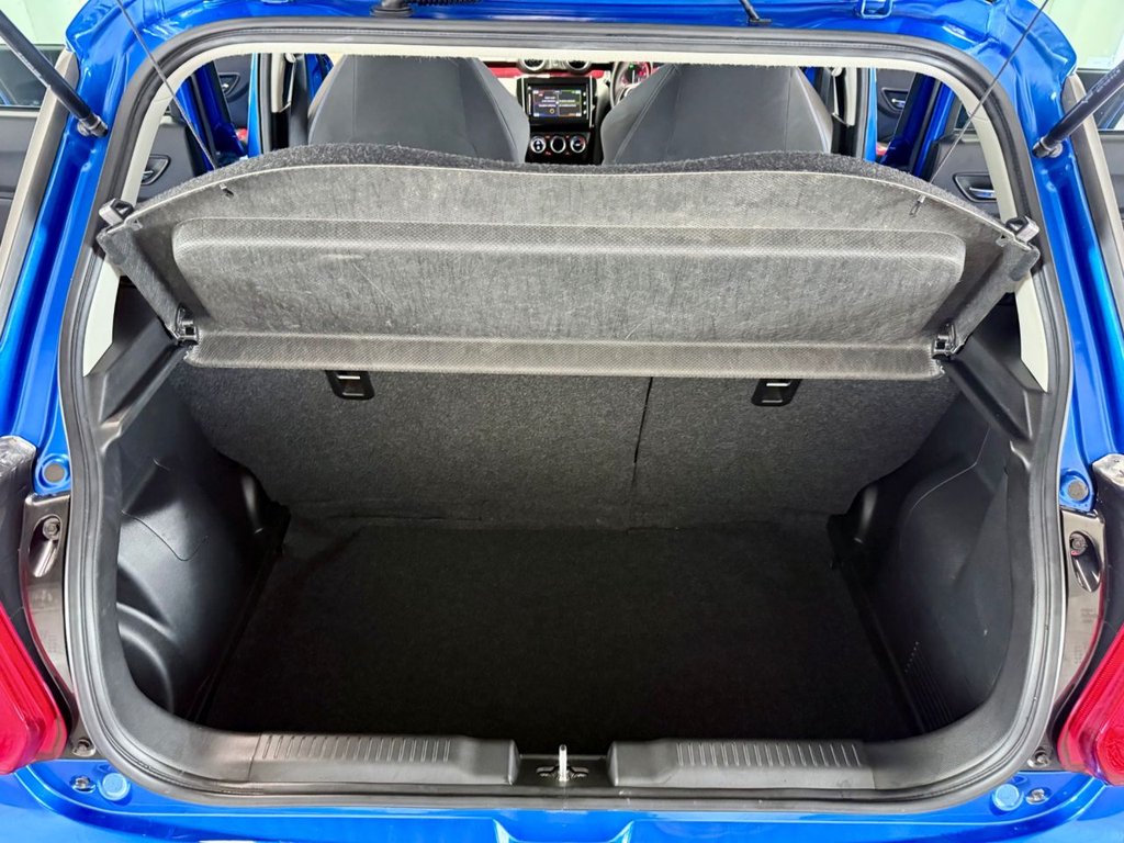 Used Suzuki Swift 2018 for sale - 76510168: Photo 41