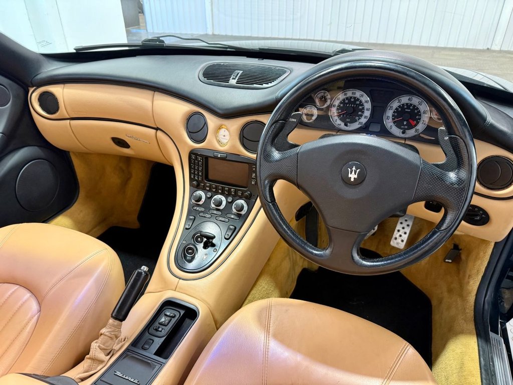 Used Maserati Spyder 2003 for sale - 77708938: Photo 12