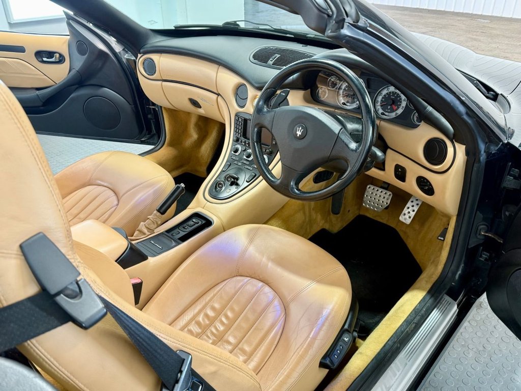 Used Maserati Spyder 2003 for sale - 77708938: Photo 24