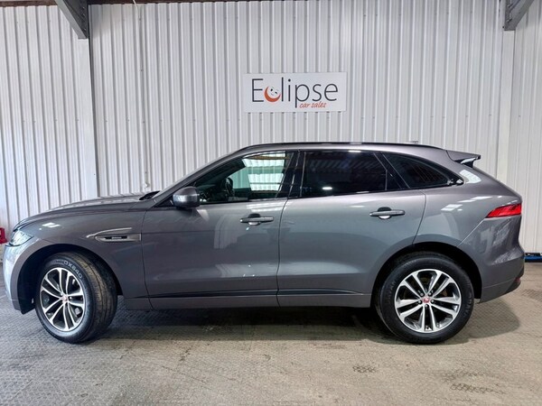 Used Jaguar F-Pace 2017 for sale - 75410795: Photo 9