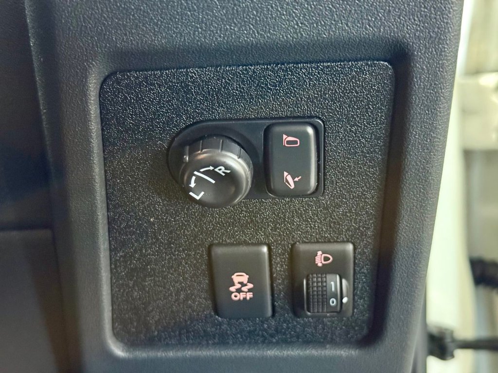 Used Nissan Qashqai 2012 for sale - 76429724: Photo 20