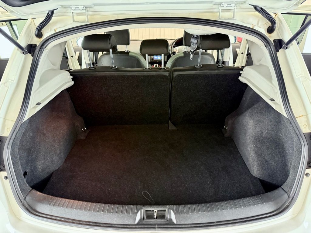 Used Nissan Qashqai 2012 for sale - 76429724: Photo 45