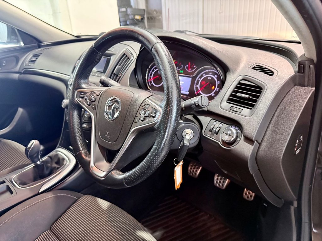Used Vauxhall Insignia 2013 for sale - 77211917: Photo 10