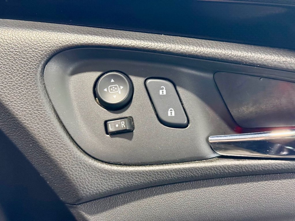 Used Vauxhall Insignia 2013 for sale - 77211917: Photo 18