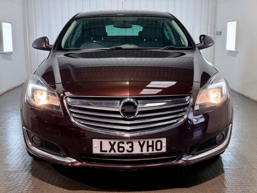 Used Vauxhall Insignia 2013 for sale - 77211917: Photo 2