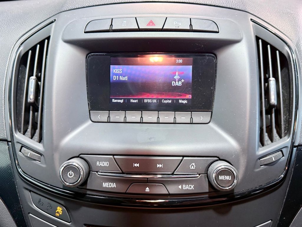 Used Vauxhall Insignia 2013 for sale - 77211917: Photo 24