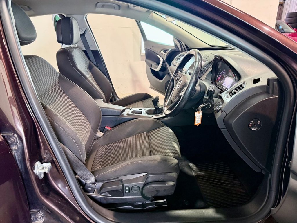 Used Vauxhall Insignia 2013 for sale - 77211917: Photo 28