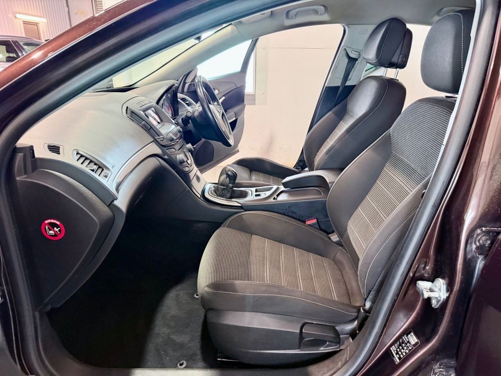 Used Vauxhall Insignia 2013 for sale - 77211917: Photo 30