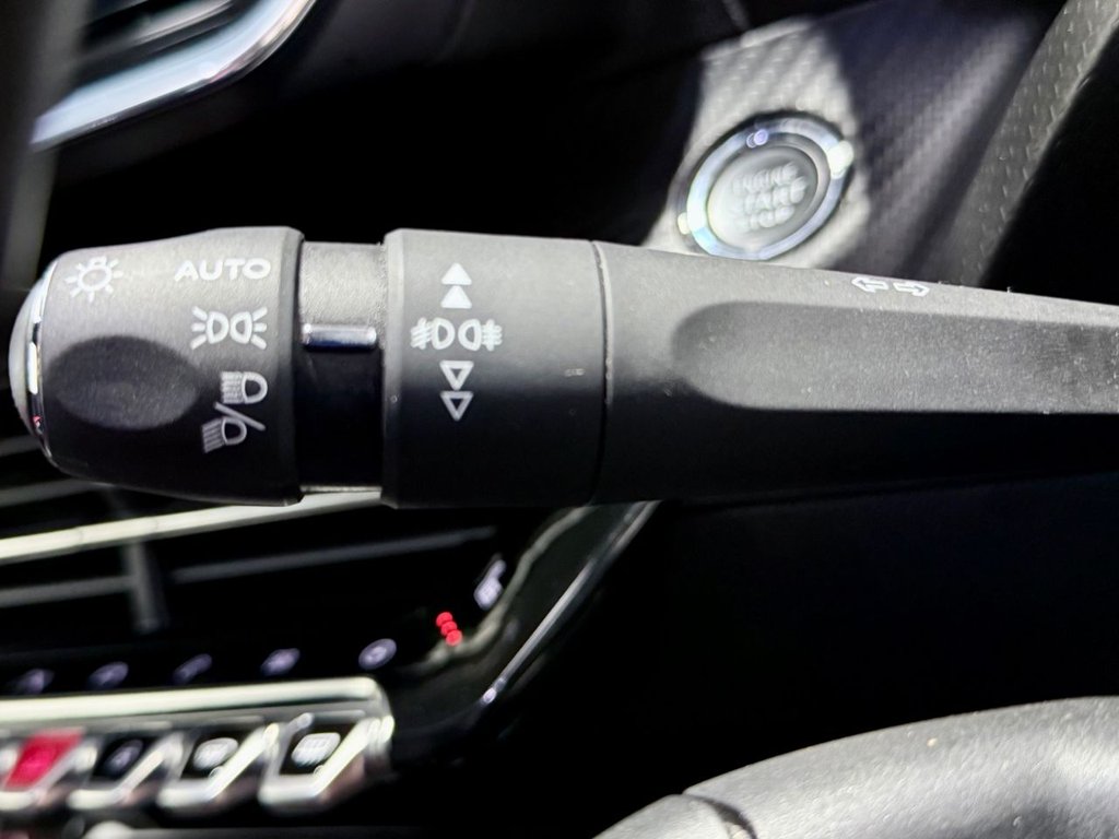 Used Peugeot E-2008 2021 for sale - 76345740: Photo 17
