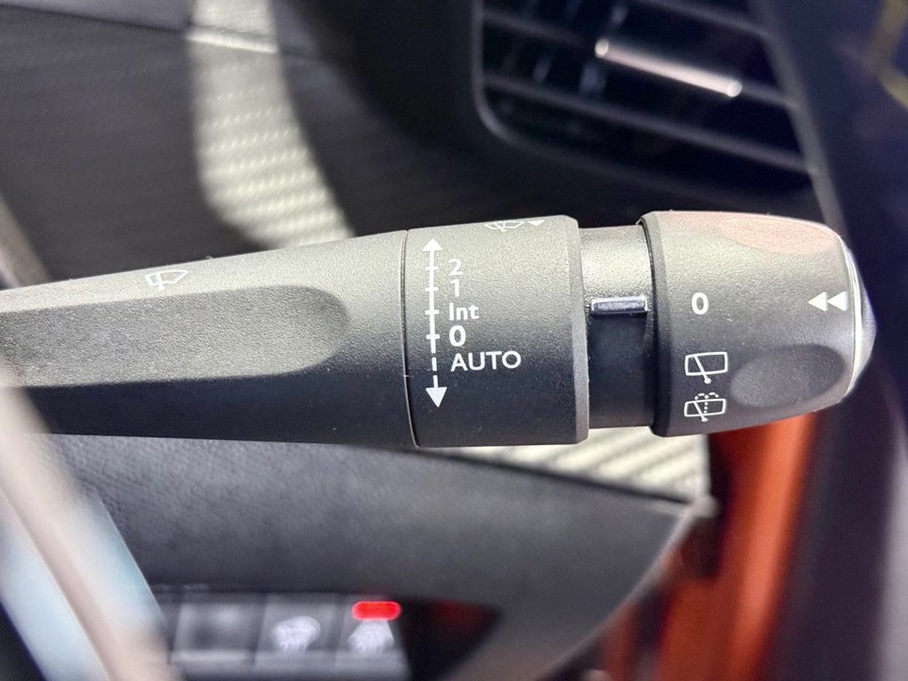 Used Peugeot E-2008 2021 for sale - 76345740: Photo 18