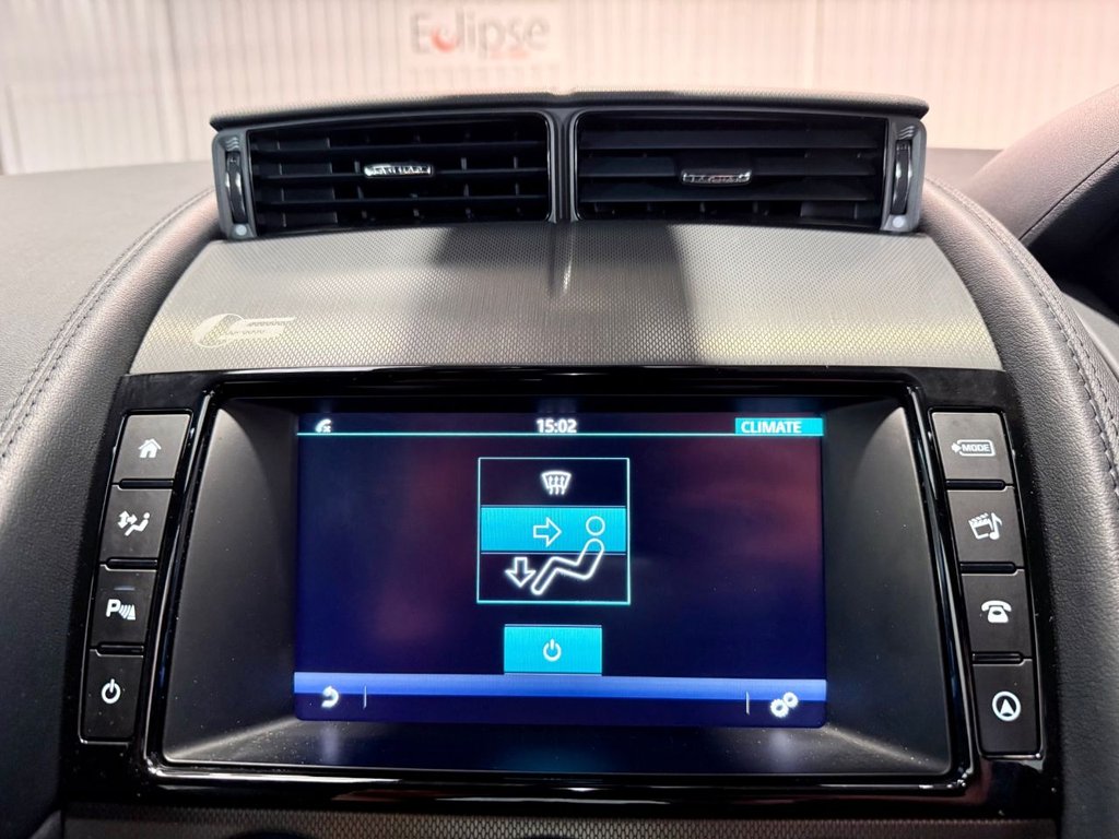 Used Jaguar F-Type 2015 for sale - 77452326: Photo 24