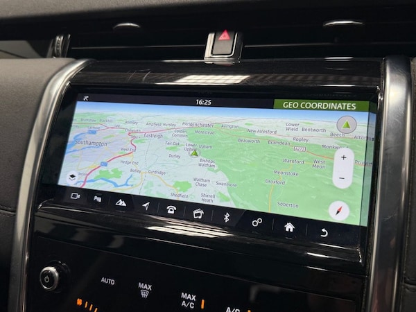 Used Land Rover Discovery Sport 2020 for sale - 74529305: Photo 24
